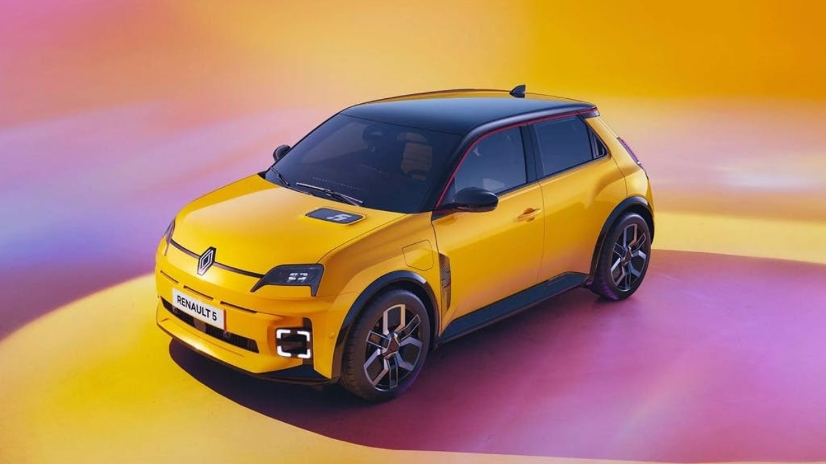 Renault 5 - The Fully Electric City Car