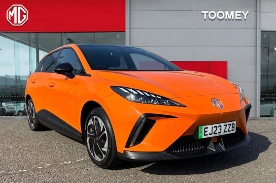 2023 mg 4 ev 64kwh trophy long range hatchback 5dr electric auto electric automatic 17,689 miles 2023 toomey  southend 01702 820957... photo