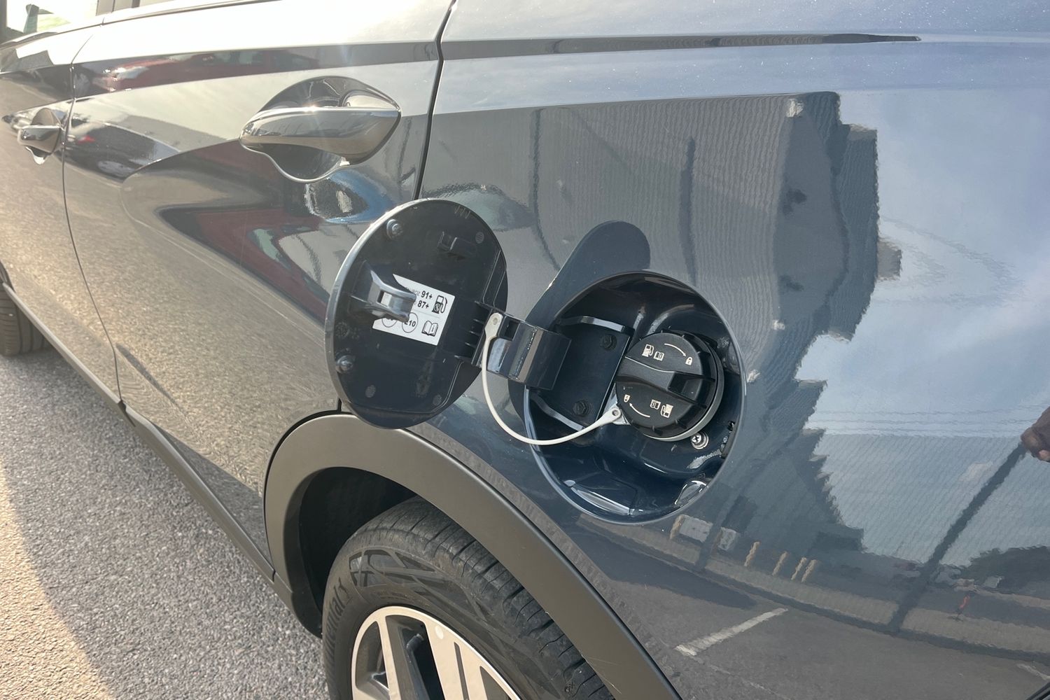 HYUNDAI BAYON 1.0 T GDI MHEV PREMIUM SUV 5DR PETROL HYBRID DCT 1.0 PETROL...